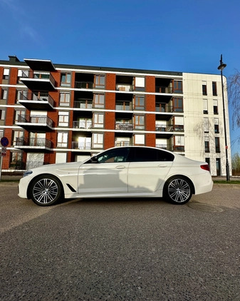 BMW Seria 5 cena 211135 przebieg: 89500, rok produkcji 2020 z Warszawa małe 92